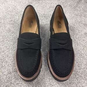 New, Cliff by White Mountain black suede size 9.5